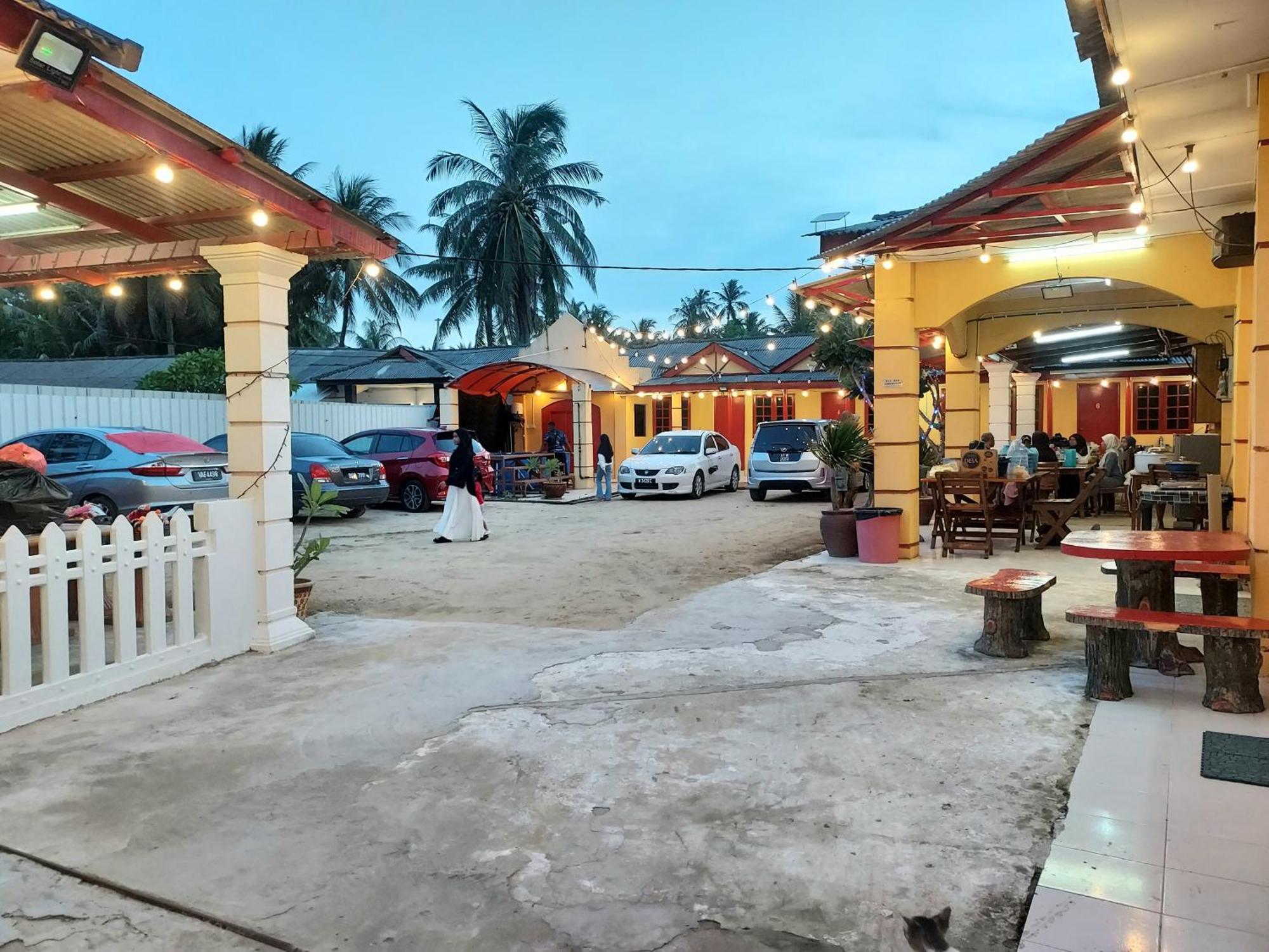 Irama Resort Amir Yjs , Pantai Irama Bachok Exterior foto
